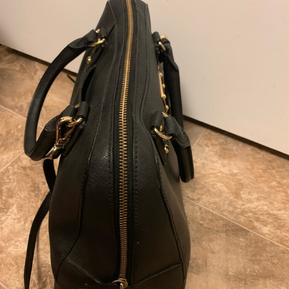 Michael kors purse 👜 - Picture 2 of 5